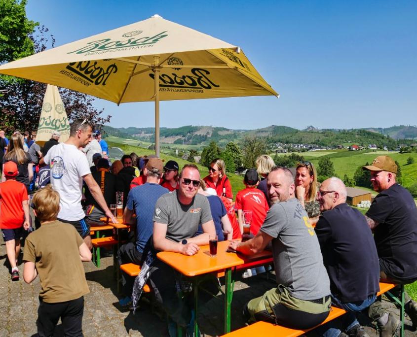 gemütliches Beisammensein beim Wandern